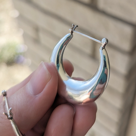 Vintage Sterling silver 925 hoop hollow 3D puffy pierced earrings - Picture 5 of 6